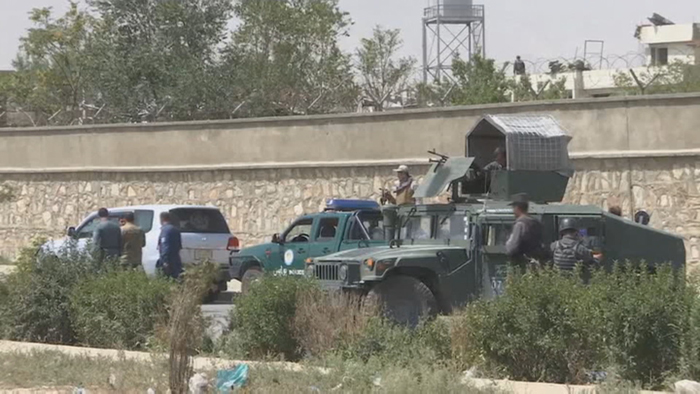 아프간 수도서 탈레반 <em class='find'>차량</em>폭탄 테러…최소 14명 사망