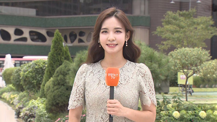 [날씨] 전국 폭염 특보…내륙 요란한 소나기