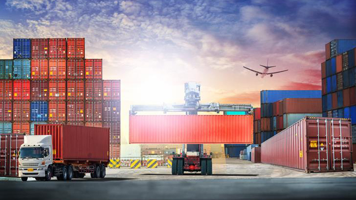 [고용브리핑 365] 번지는 무역<em class='find'>전쟁</em>