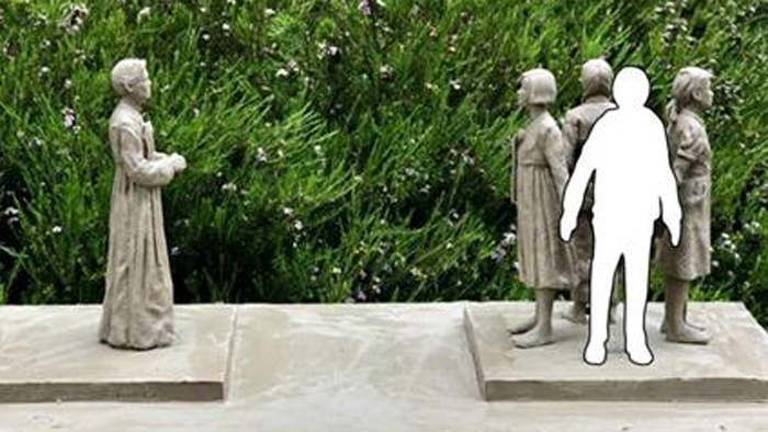 서울 남산에 '위안부 피해자' 기림비 동상