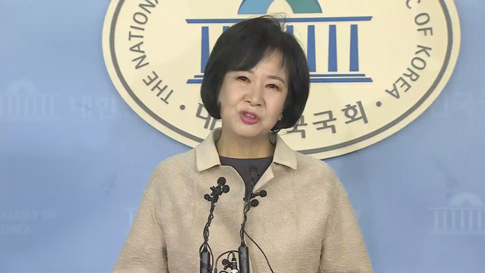 '손혜원 父 유공자 선정' 보훈처 <em class='find'>전</em> 국장 혐의 부인